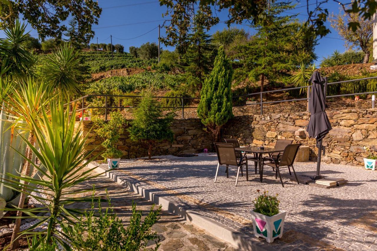 Quinta Da Portela Douro Bed & Breakfast Armamar Exterior photo