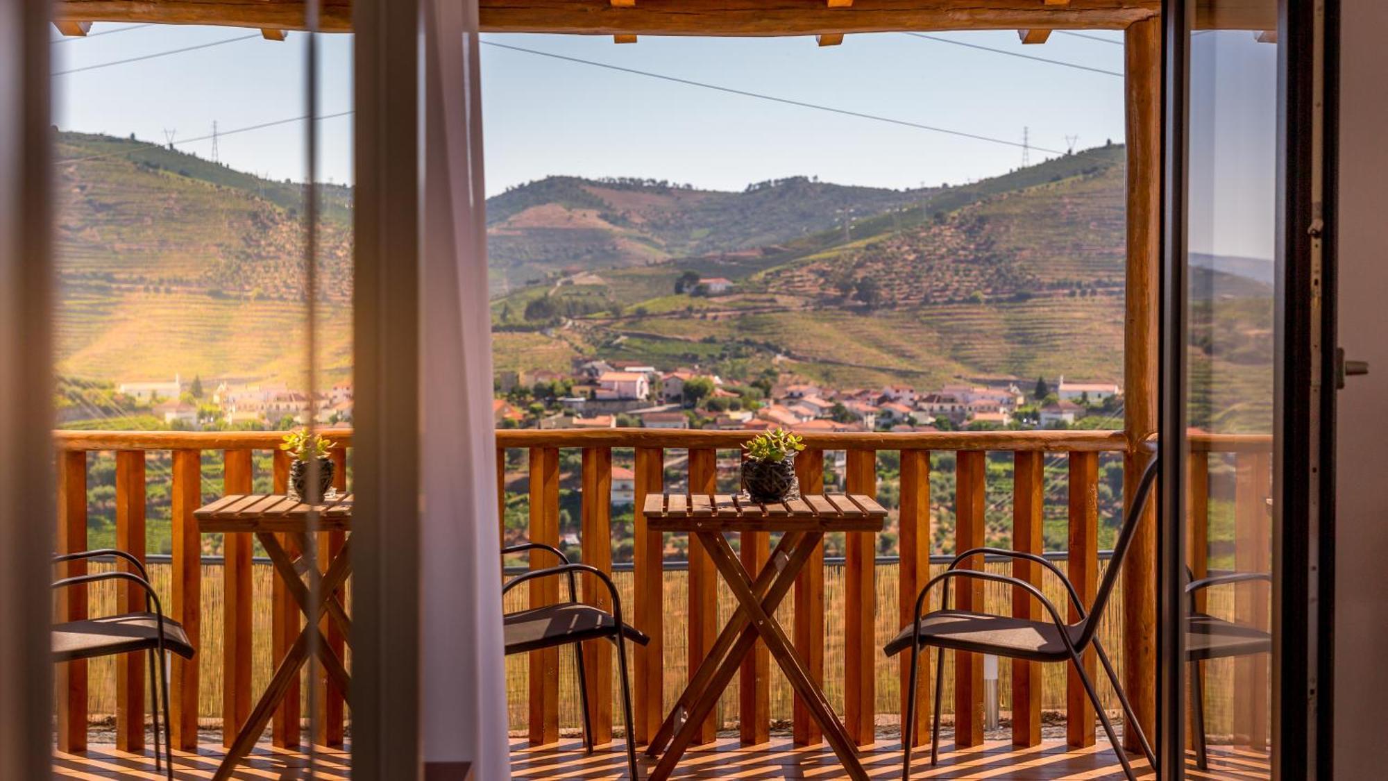 Quinta Da Portela Douro Bed & Breakfast Armamar Exterior photo